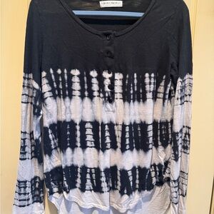 Americanable Black and Blue very soft Garment